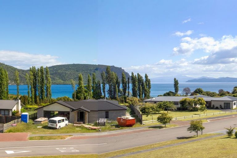 Photo of property in 168 Lisland Drive, Kinloch, Taupo, 3377