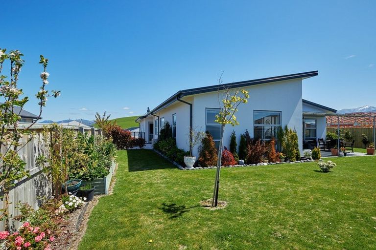 Photo of property in 12 Miromiro Drive, Kaikoura, 7300
