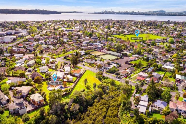 Photo of property in 17 Matipo Road, Te Atatu Peninsula, Auckland, 0610
