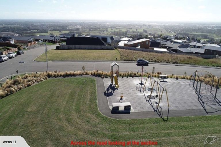 Photo of property in 102 Ravensdale Rise, Westmorland, Christchurch, 8025