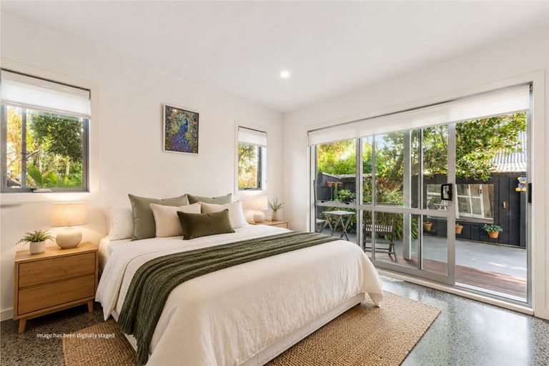 Photo of property in 38 The Circle, Manly, Whangaparaoa, 0930