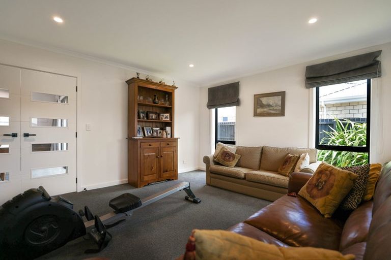 Photo of property in 21 Whiteoak Grove, Tinwald, Ashburton, 7700