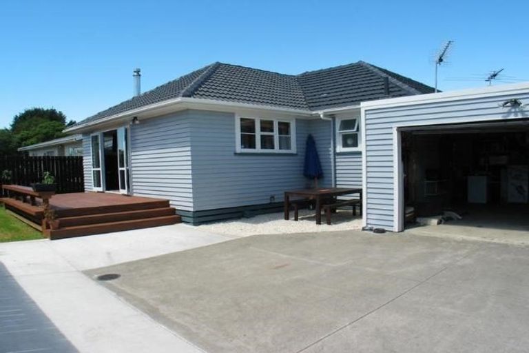 Photo of property in 111a Clevedon Road, Papakura, 2110