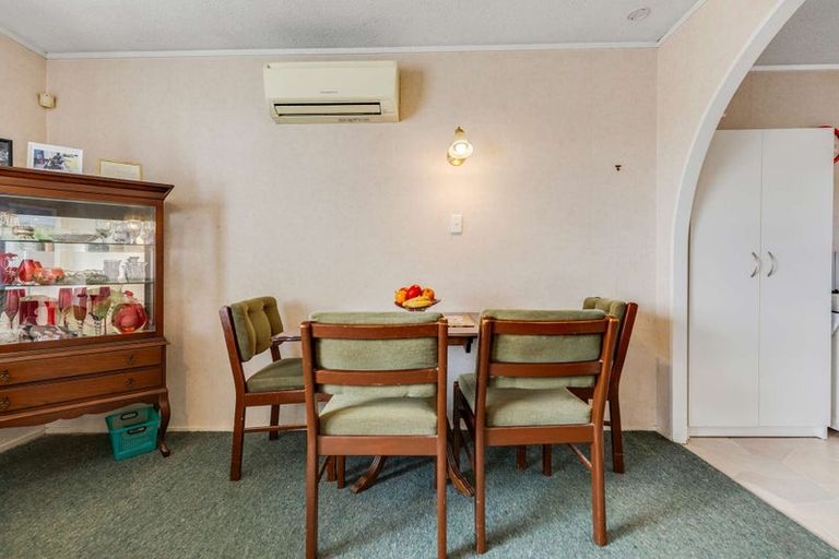 Photo of property in 40 Tuhikaramea Road, Dinsdale, Hamilton, 3204