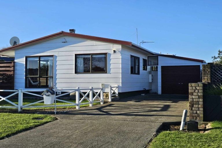 Photo of property in 30 Exeter Crescent, Springvale, Whanganui, 4501