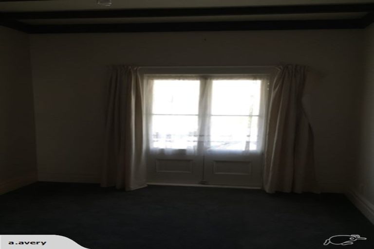 Photo of property in 8a Gordon Street, Newtown, Wellington, 6021