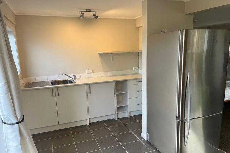 Photo of property in 34 Maori Hut Road, Red Beach, 0932