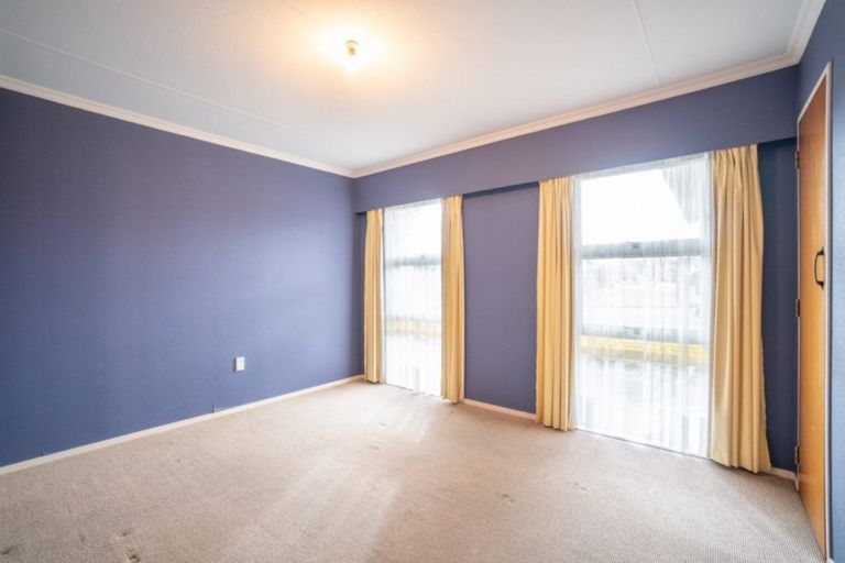 Photo of property in 1 Wedgwood Grove, Highbury, Palmerston North, 4412