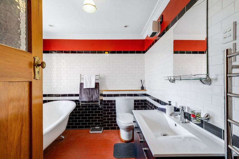 Photo of property in 30 Cuba Street, Takaro, Palmerston North, 4412