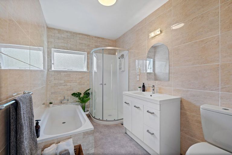 Photo of property in 13 Cartwright Road, Onerahi, Whangarei, 0110