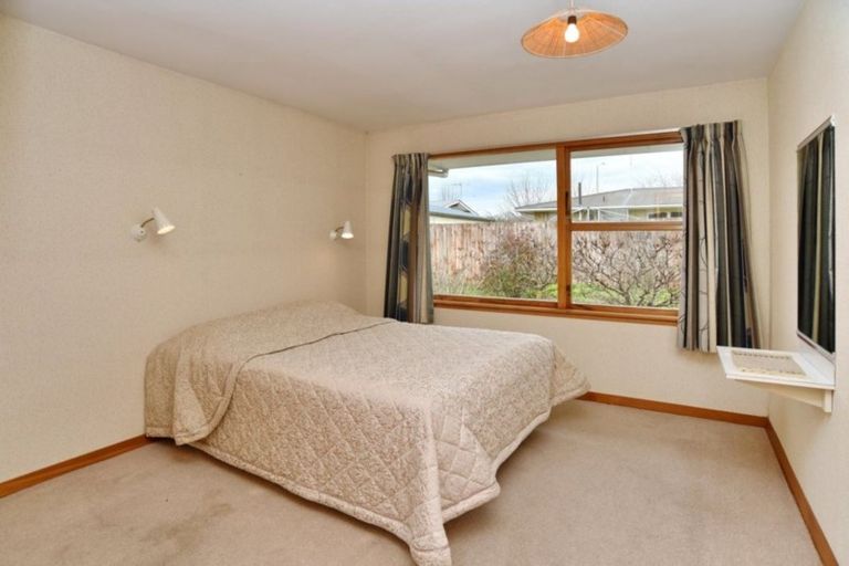 Photo of property in 26a Guinness Crescent, Ilam, Christchurch, 8041