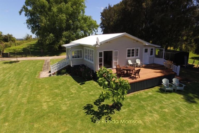 Photo of property in 506 Pahi Road, Pahi, Paparoa, 0571
