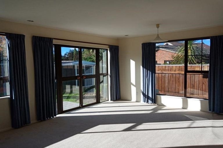 Photo of property in 61a Hautana Street, Woburn, Lower Hutt, 5010