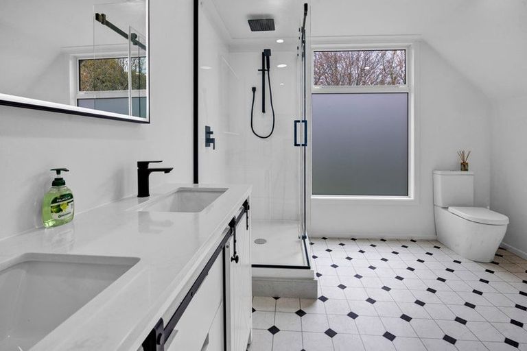 Photo of property in 279 Manutahi Road, Lepperton, New Plymouth, 4372