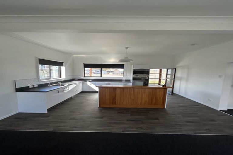 Photo of property in 16 Douglas Street, Balclutha, 9230