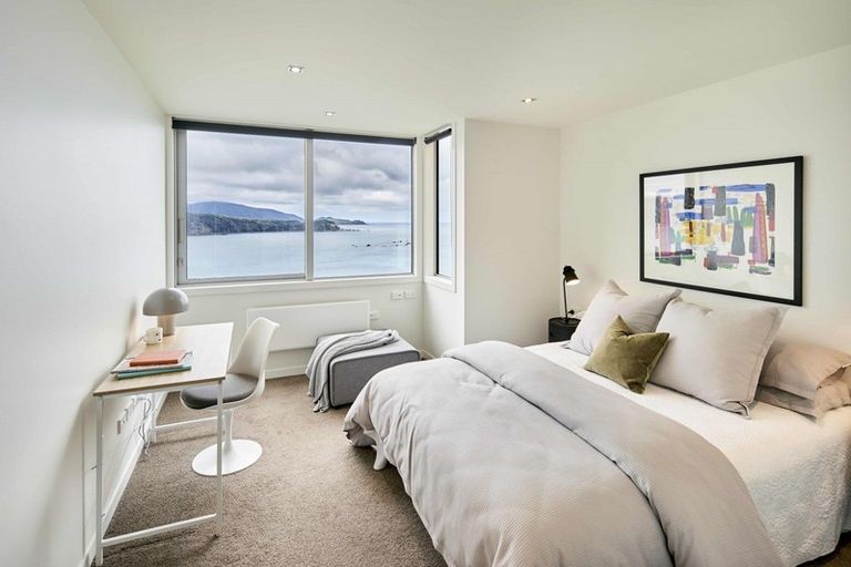 Photo of property in 16c Signallers Grove, Strathmore Park, Wellington, 6022