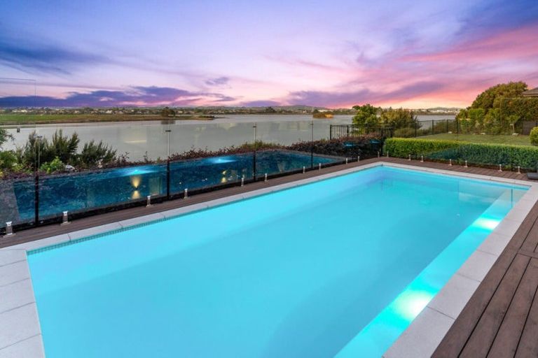 Photo of property in 57 Milano Boulevard, Karaka, Papakura, 2113