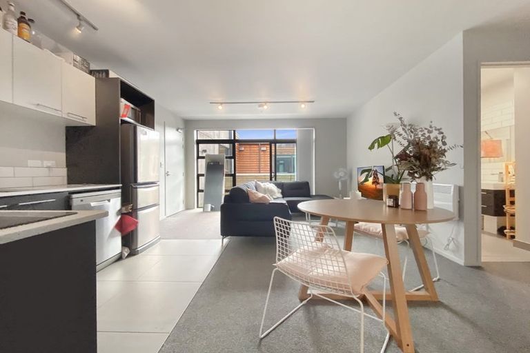 Photo of property in Detroit Apartments, 307/181 Tasman Street, Mount Cook, Wellington, 6021