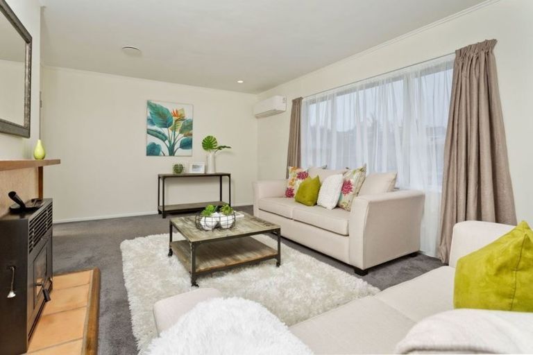 Photo of property in 238 Henderson Valley Road, Henderson, Auckland, 0612