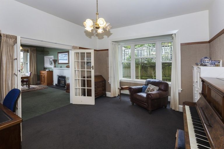 Photo of property in 164 Hackthorne Road, Cashmere, Christchurch, 8022