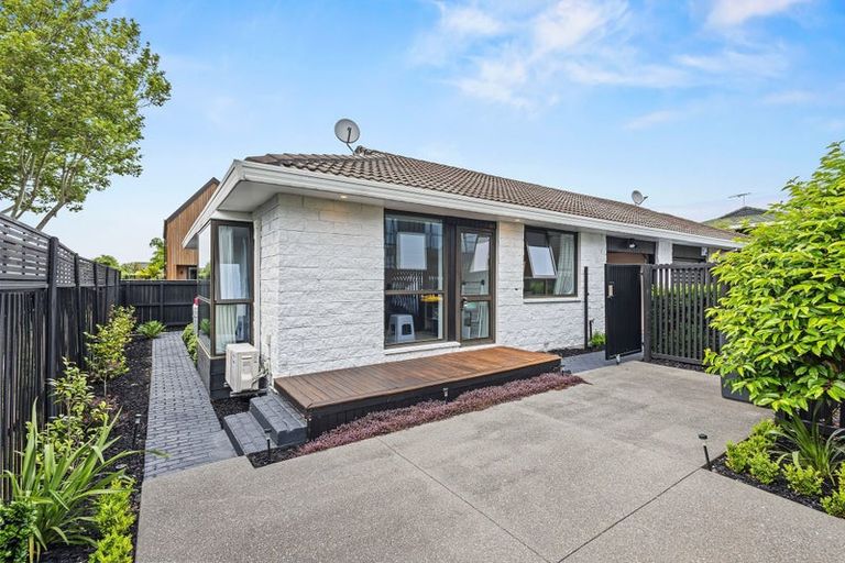 Photo of property in 2/60a Somme Street, St Albans, Christchurch, 8014