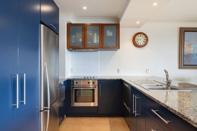 Photo of property in 308/178 Marine Parade, Mount Maunganui, 3116