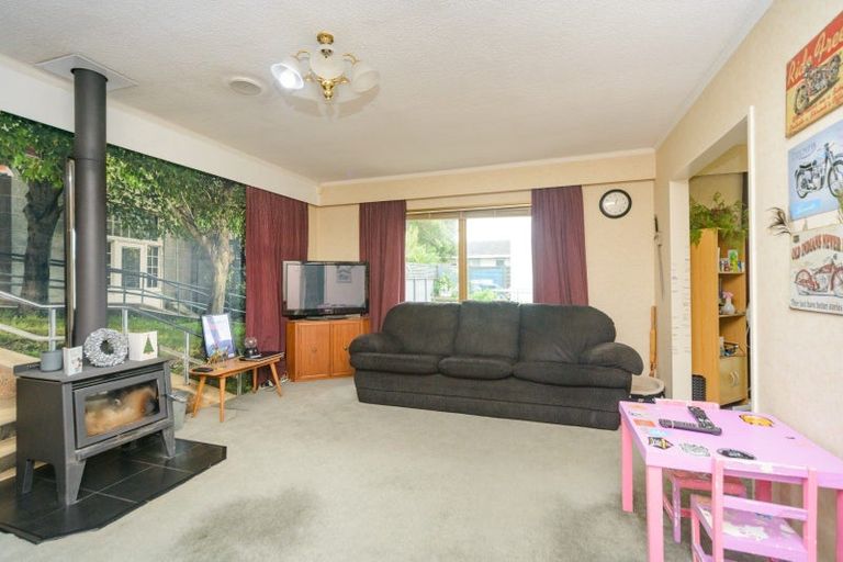 Photo of property in 29 Herbert Avenue, Cloverlea, Palmerston North, 4412