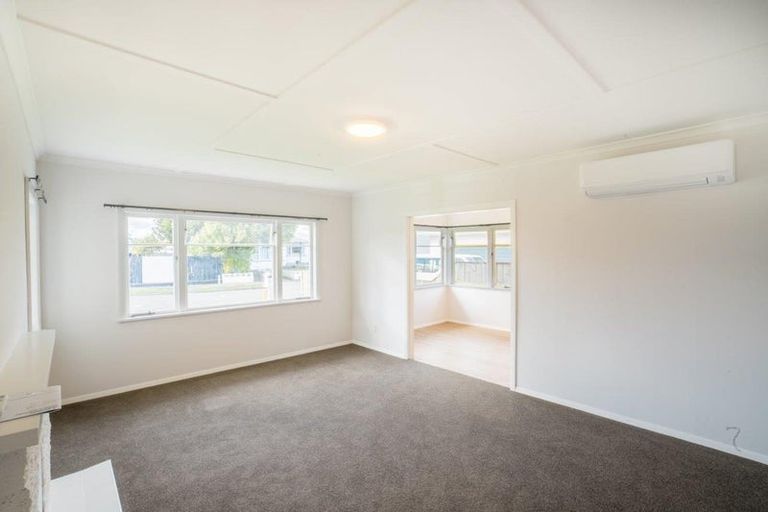 Photo of property in 7 Moray Place, Highbury, Palmerston North, 4412