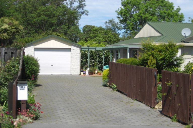 Photo of property in 18b Kowai Place, Amberley, 7410