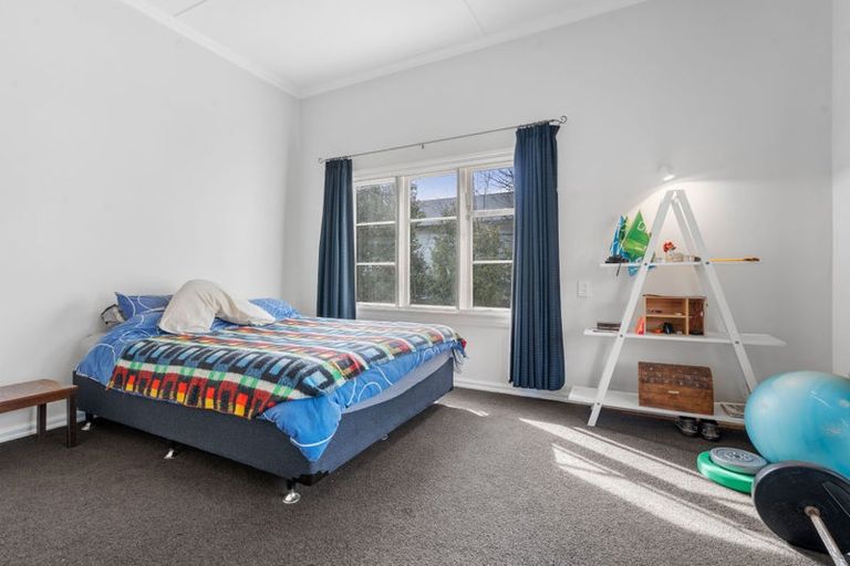 Photo of property in 12 Sussex Street, Masterton, 5810