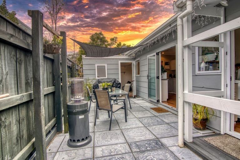 Photo of property in 3 Coromandel Court, Roslyn, Palmerston North, 4414