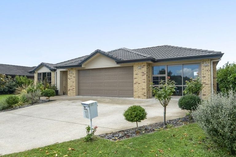 Photo of property in 26 Miers Glade, Rototuna North, Hamilton, 3210