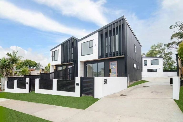 Photo of property in 31b Kurnell Drive, Botany Downs, Auckland, 2010