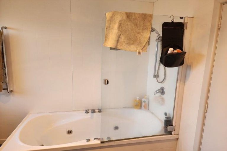 Photo of property in 22 Braithwaite Street, Ilam, Christchurch, 8041