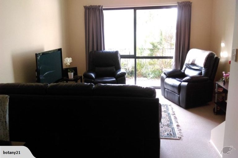 Photo of property in 30/21 Armoy Drive, East Tamaki, Auckland, 2016