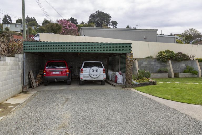 Photo of property in 2 Earn Street, Oamaru North, Oamaru, 9400