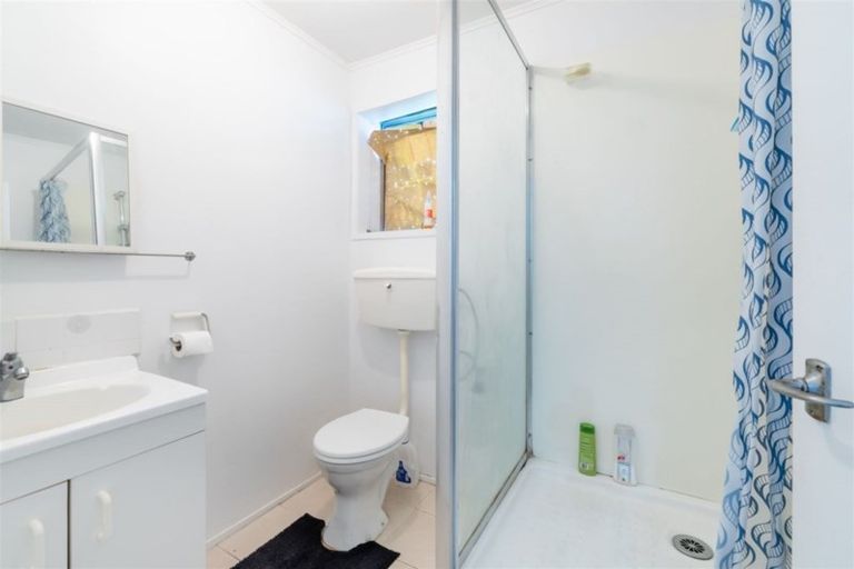 Photo of property in 6/3 Koromiko Street, New Lynn, Auckland, 0600