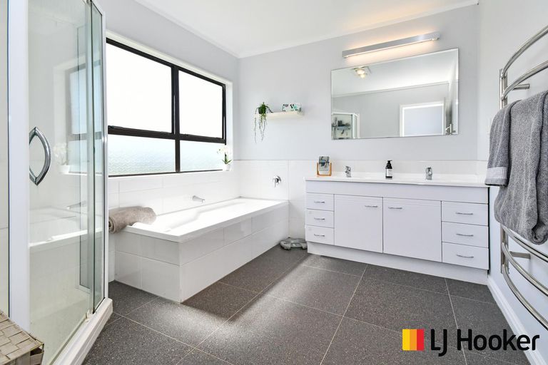 Photo of property in 384 Glenbrook Station Road, Glenbrook, Waiuku, 2681