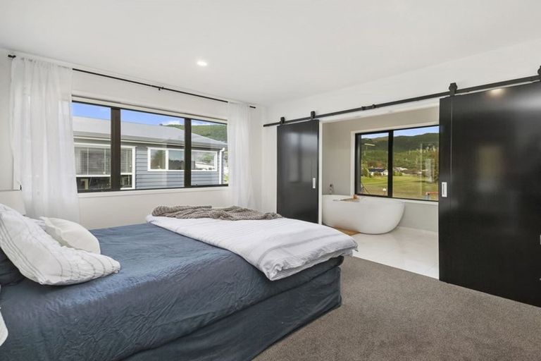 Photo of property in 6 Loch Haven Lane, Kinloch, Taupo, 3377