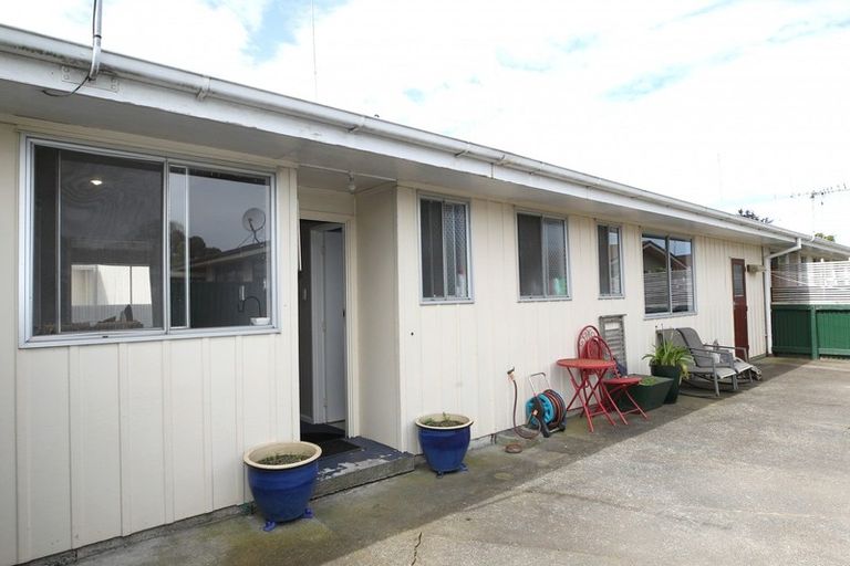 Photo of property in 5/2 King Street, Taradale, Napier, 4112