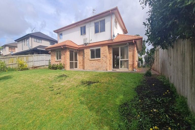 Photo of property in 42 Peninsula Road, Mangere, Auckland, 2022