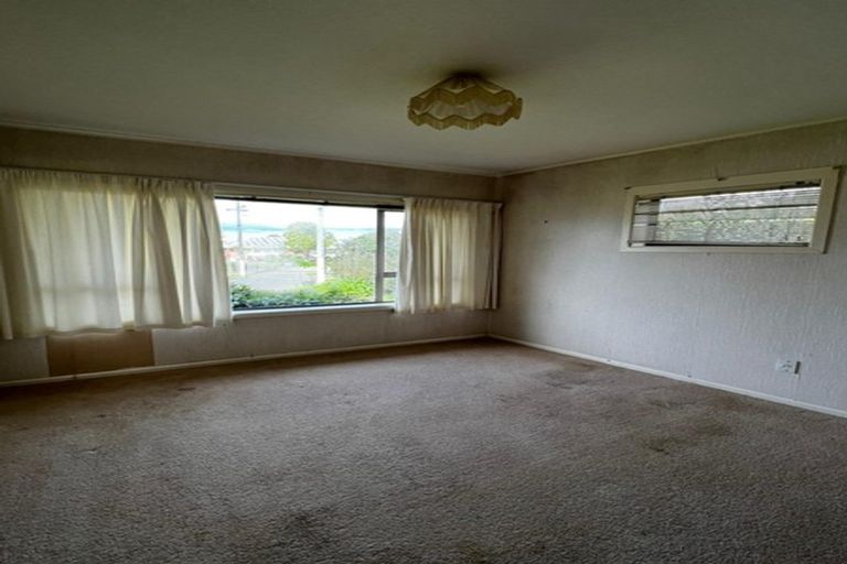 Photo of property in 20 Myers Road, Manurewa East, Auckland, 2102