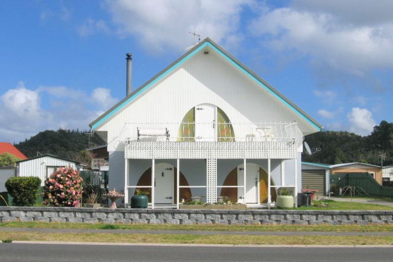 Photo of property in 307 Chartwell Avenue, Whangamata, 3620