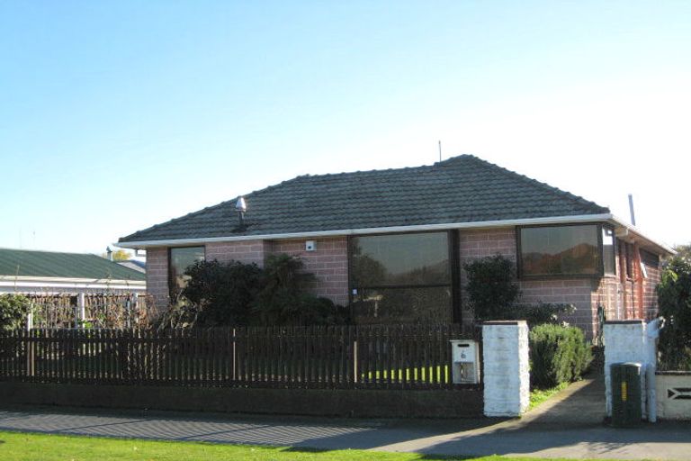 Photo of property in 6 Wolsey Place, Hillmorton, Christchurch, 8025