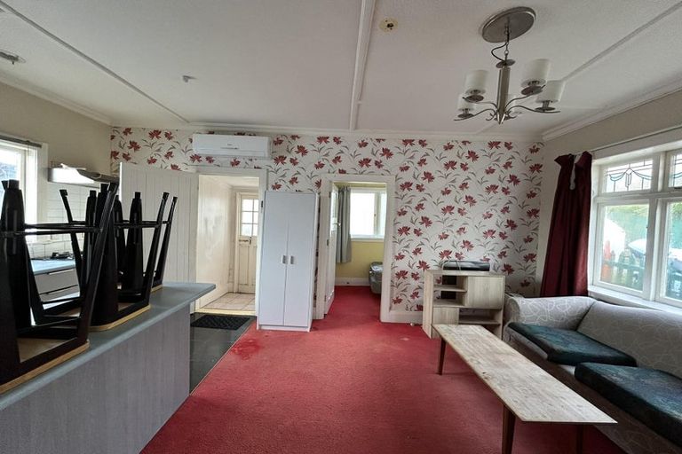 Photo of property in 1-3 Mudges Terrace, Newtown, Wellington, 6021