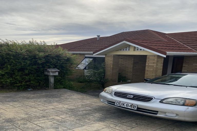 Photo of property in 90 Stewart Drive, Newlands, Wellington, 6037