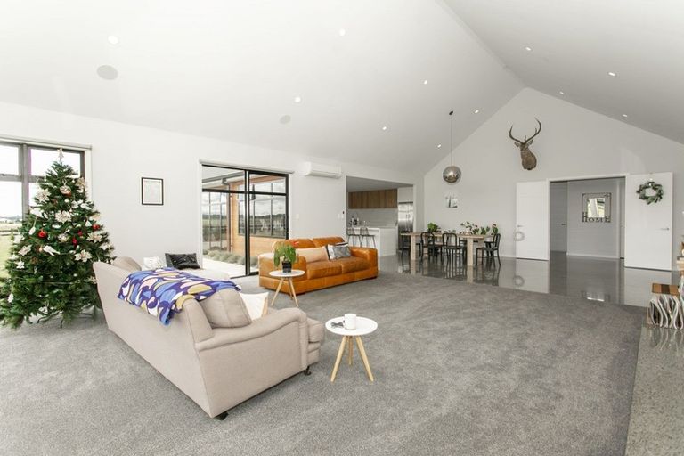 Photo of property in 15 Lake View Terrace, Huntingdon, Ashburton, 7774