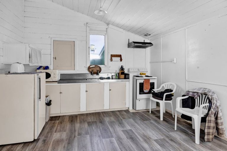 Photo of property in 18 Furlong Street, Hawera, 4610