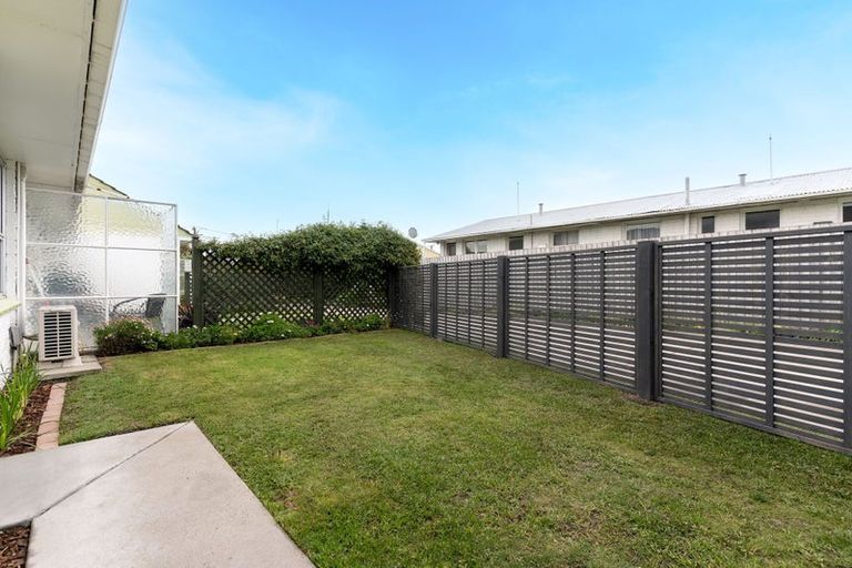Photo of property in 4/22 Clive Street, Phillipstown, Christchurch, 8011
