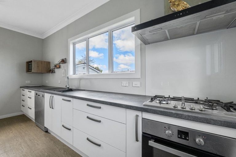 Photo of property in 466 Broadway, Stratford, 4332